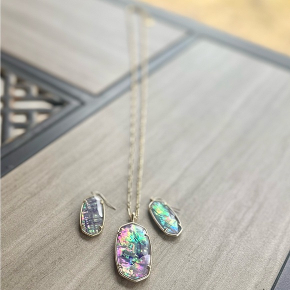 Kendra Scott Elle Drop Earrings, Reid Long Pendant | Lilac Abalone Set | Retired - Picture 9 of 10